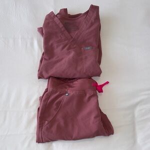 Figs Dusty Rose Scrub Ensemble